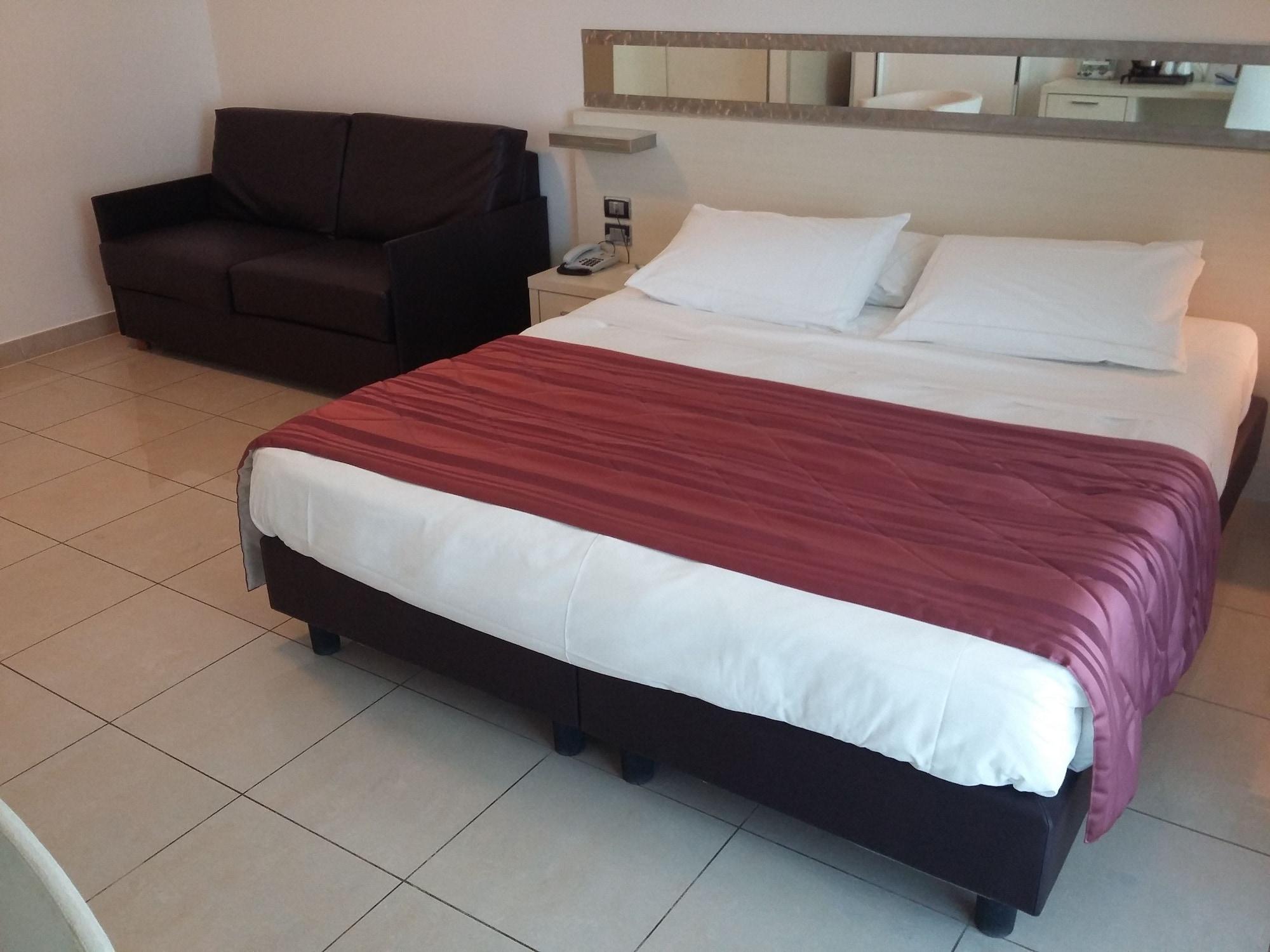 Mercure Hotel Rimini Artis Екстериор снимка