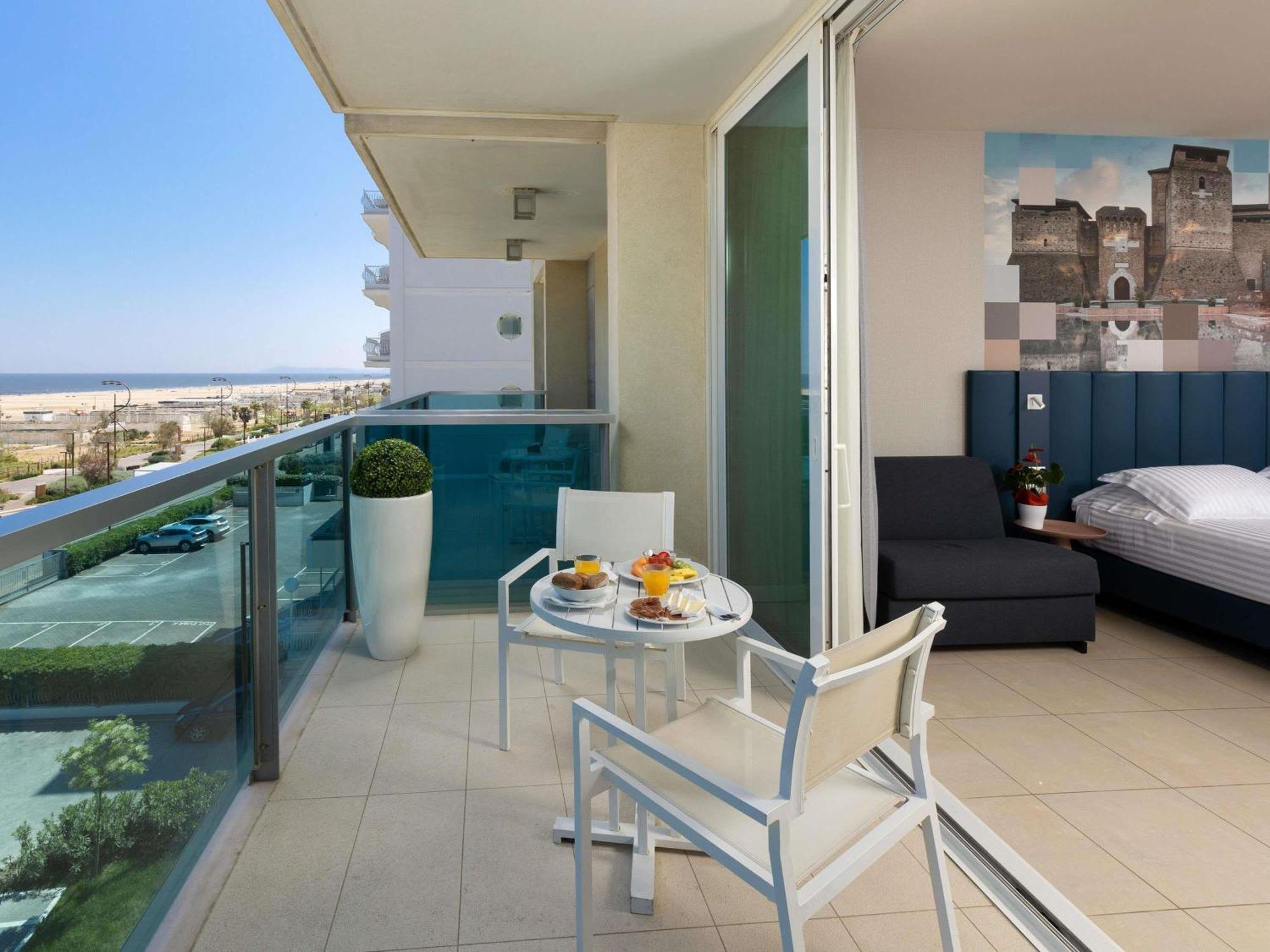 Mercure Hotel Rimini Artis Екстериор снимка